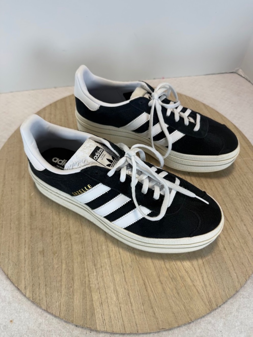 adidas Gazelle Bold Womens 9 Black Suede White Platform Sneakers Originals